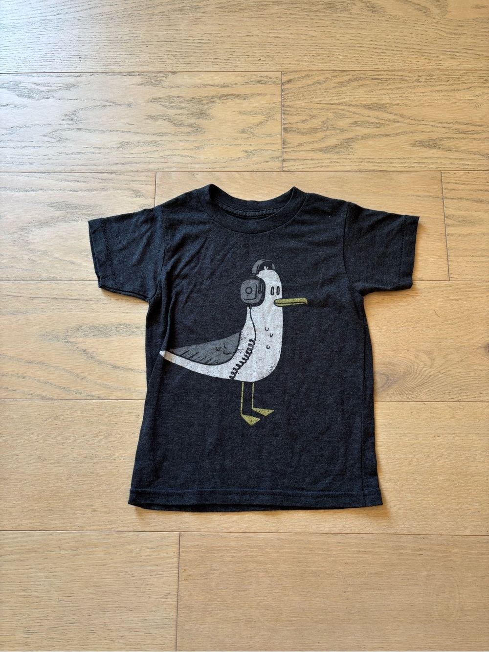 Factory 43 kid charcoal black seagull tee, size 4
